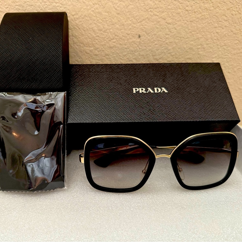 Prada PR 57US 1AB0A7 Catwalk Grey Radient 54 mm Women’s sunglasses.
